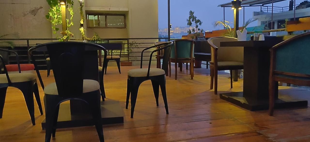Hotel Vip Udaipur Luaran gambar