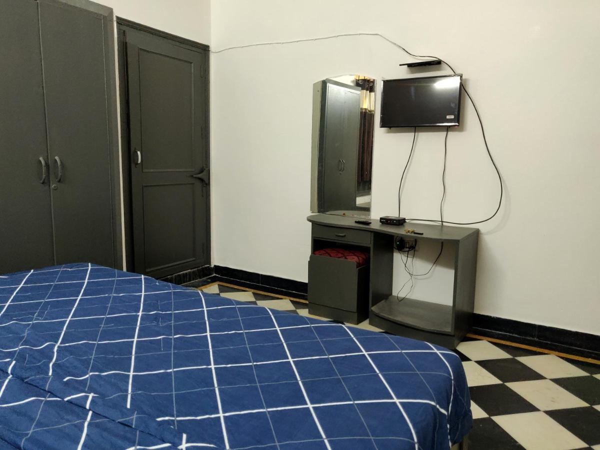 Hotel Vip Udaipur Luaran gambar