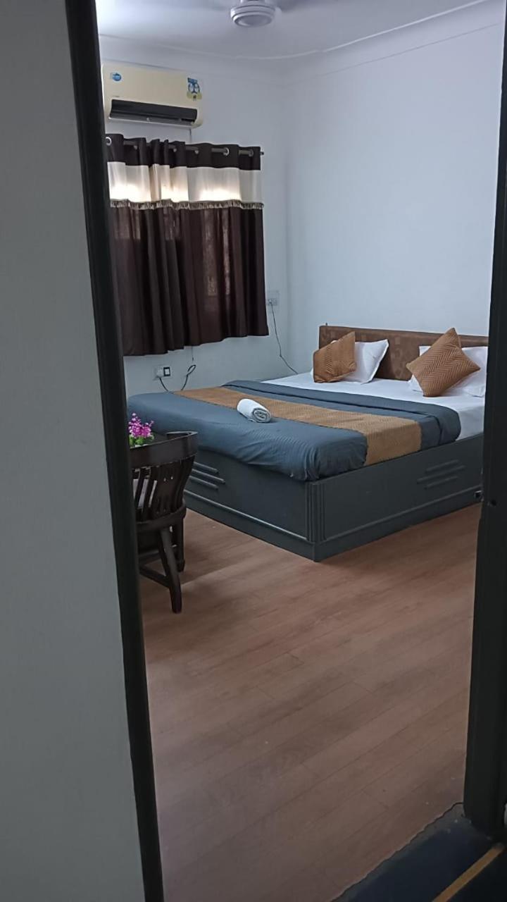 Hotel Vip Udaipur Luaran gambar
